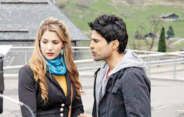 /media/k2/galleries/54965/Fever-Movie-Stills-04