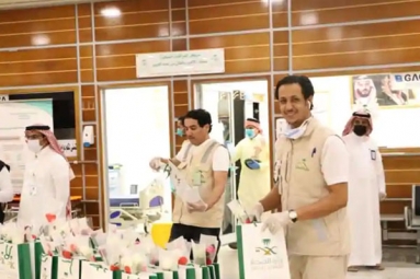 Coronavirus Fight: 835 Health Care Professionals Allowed To Visit Saudi Arabia