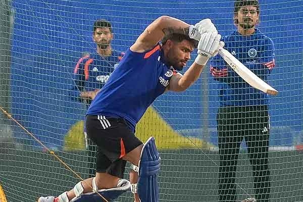 Rinku Singh returns home due to Family Emergency