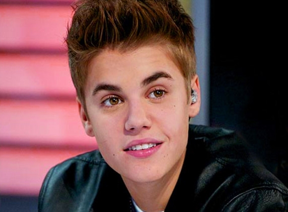 Justine Bieber: Confessions of a teenage 'drama King'..!